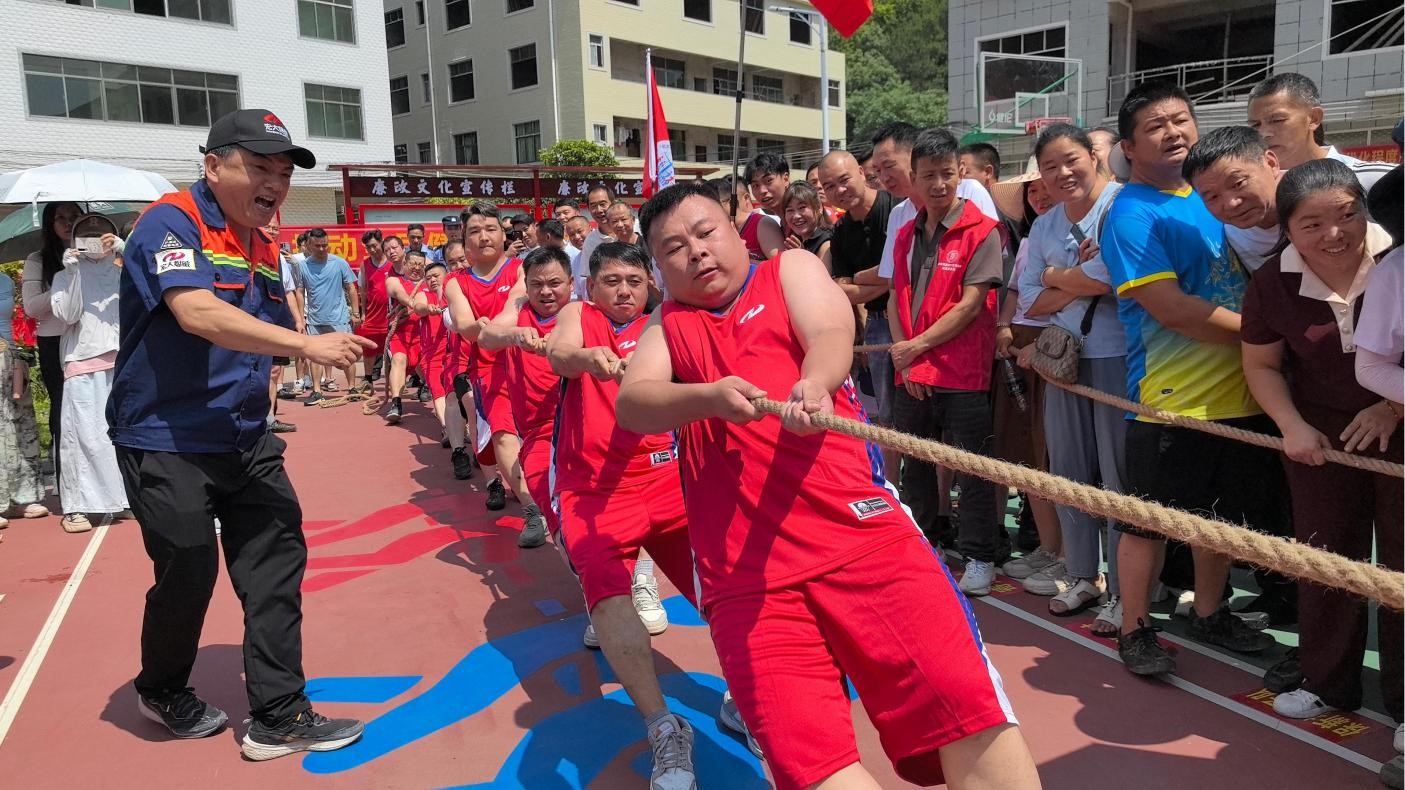 1755824217909605.jpg bwin±ØÓ®ÑÇÖÞ±¬ÆÆÔÞÖú¹ØÊÐÕò¡°bwin±ØÓ®ÑÇÖÞ±¡±µÚ¶þ½ìÈ«Ãñ°ÎºÓ±ÈÈü.jpg